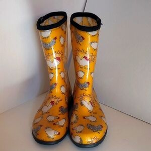 Yellow Chicken Pattern Rain Boots